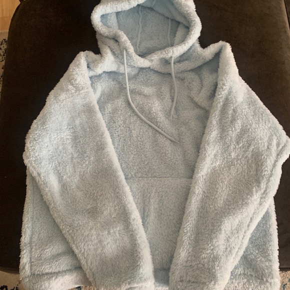 Light blue fleece - Picture 1 of 2